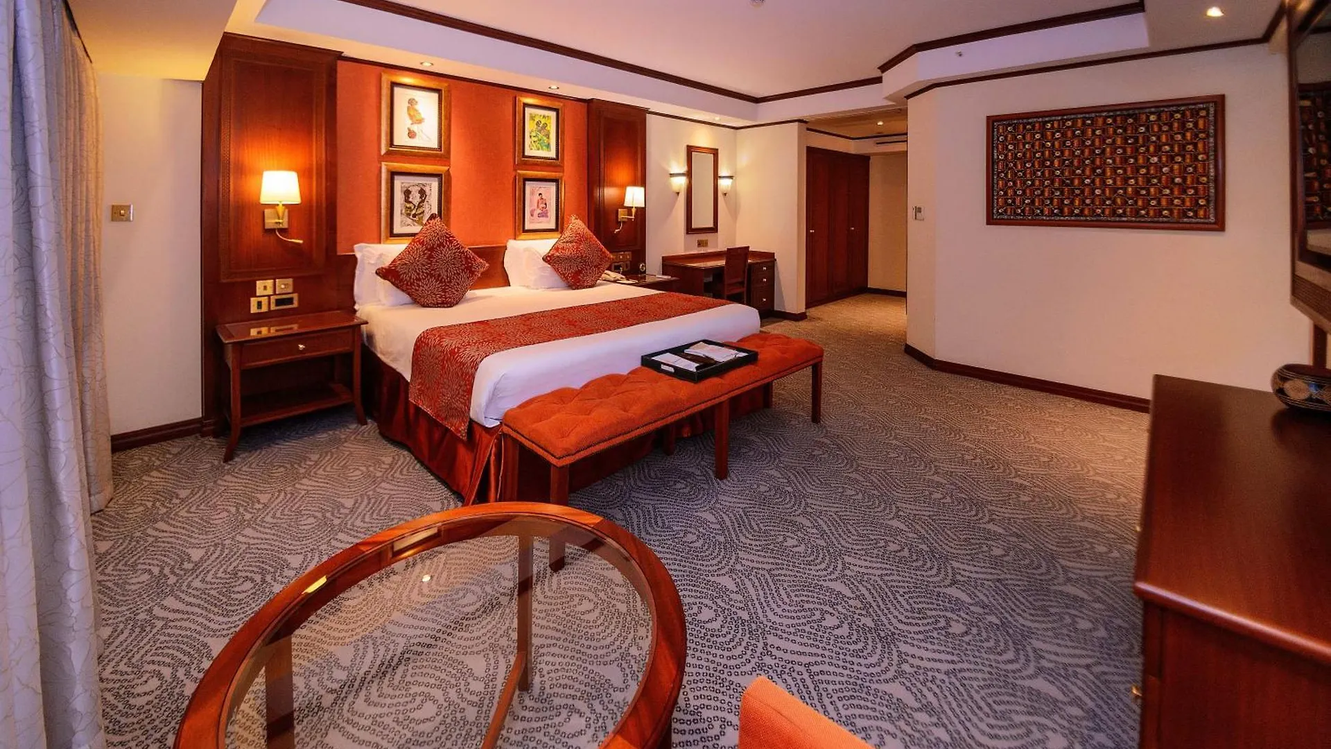 Kampala Serena Hotel 5*,