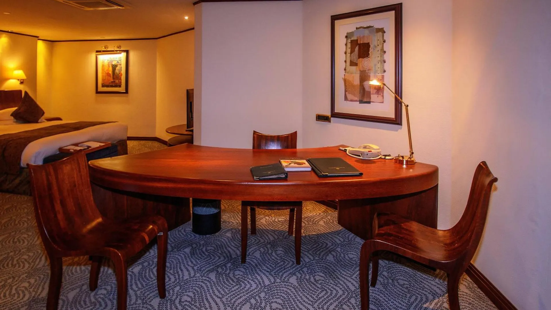 Kampala Serena Hotel